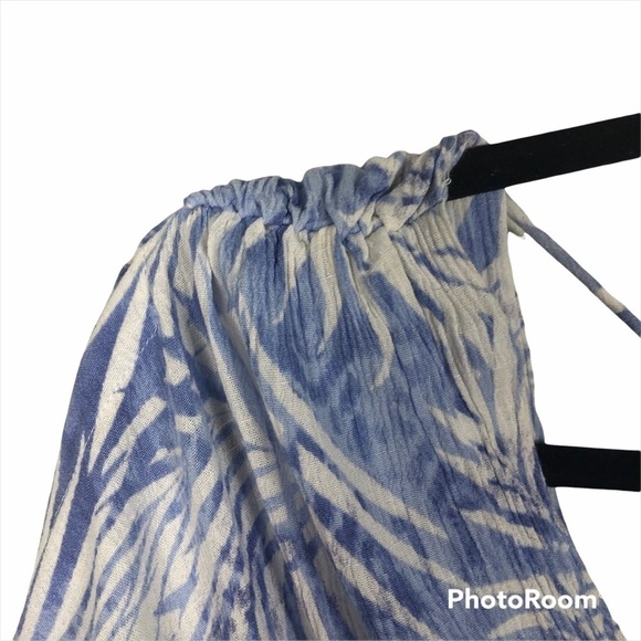 Fate women’s blue and white mini dress with leaves pattern V-neck‎ size small - Picture 2 of 14